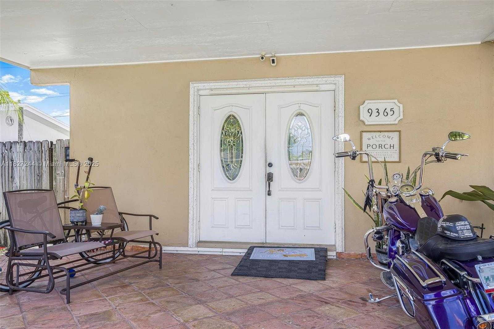 Small Image of 9365 JAMAICA DR, Cutler Bay Number 5