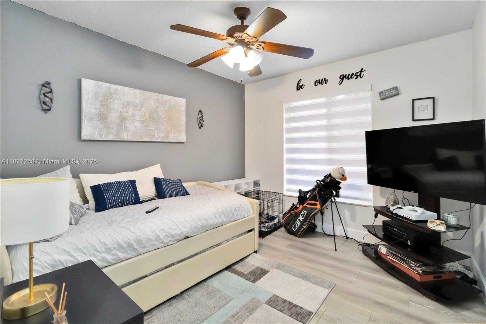Small Image of 431 SOUTH OLD HIATUS RD, Plantation Number 27
