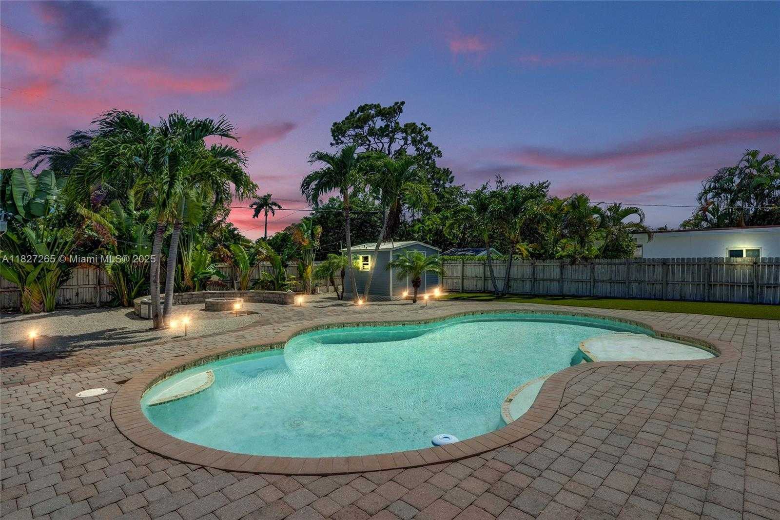 Small Image of 1555 NORTH EAST 35TH ST, Oakland Park Number 12