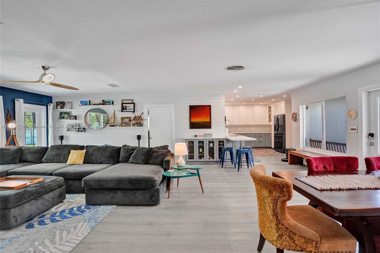 Small Image of 1555 NORTH EAST 35TH ST, Oakland Park Number 15