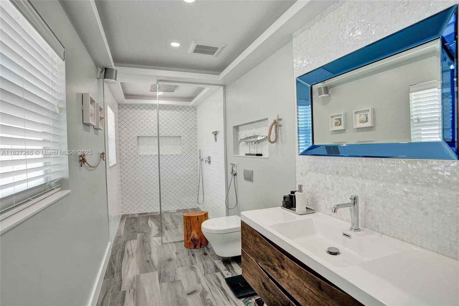 Small Image of 1555 NORTH EAST 35TH ST, Oakland Park Number 18