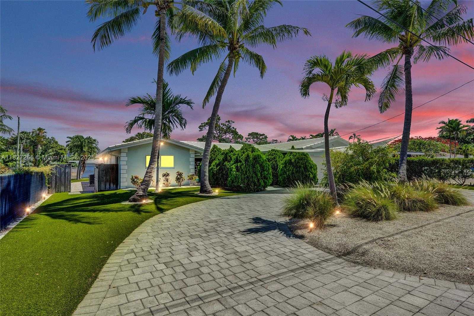 Small Image of 1555 NORTH EAST 35TH ST, Oakland Park Number 2