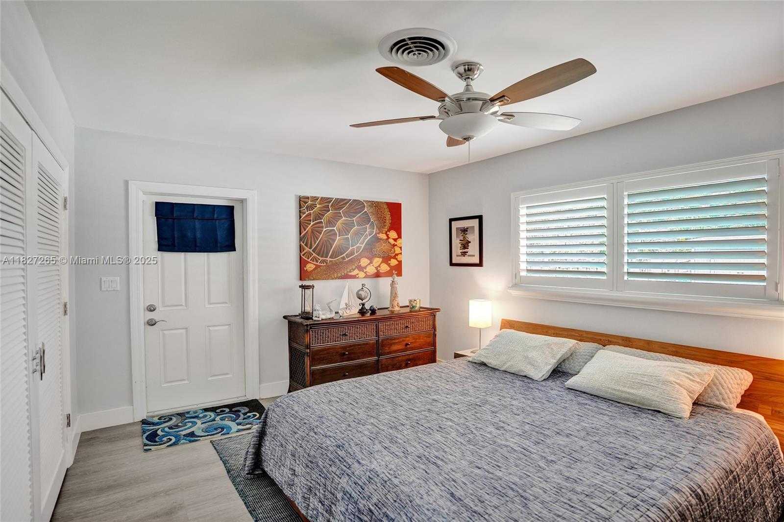 Small Image of 1555 NORTH EAST 35TH ST, Oakland Park Number 23