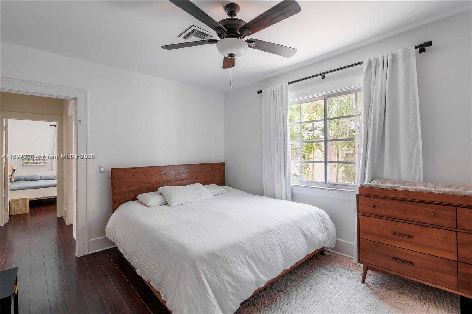 Small Image of 1210 GENOA ST, Coral Gables Number 21