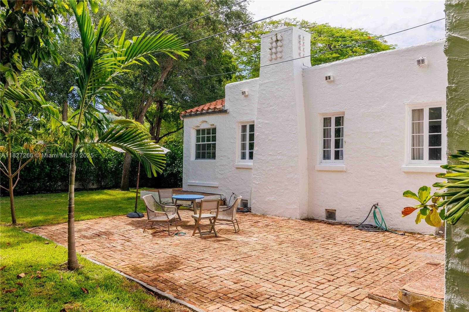 Small Image of 1210 GENOA ST, Coral Gables Number 28
