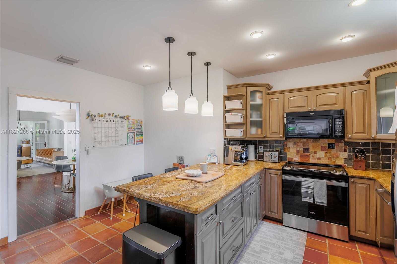 Small Image of 1210 GENOA ST, Coral Gables Number 47