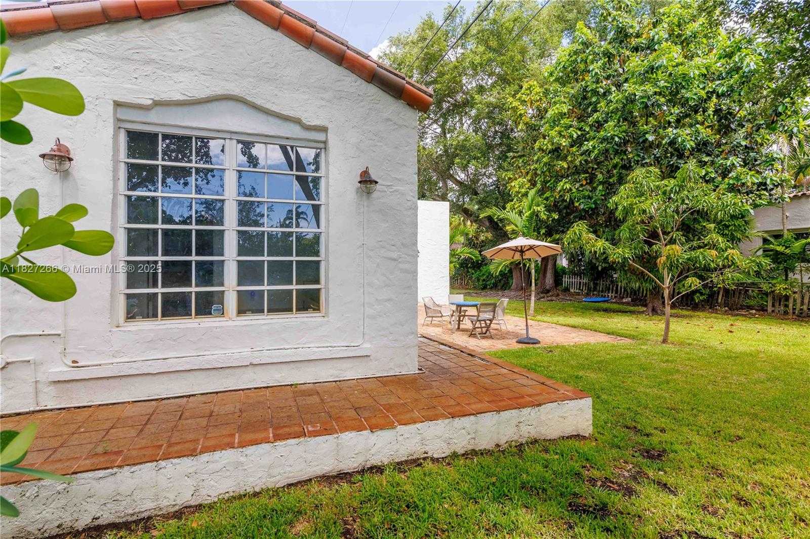 Small Image of 1210 GENOA ST, Coral Gables Number 51