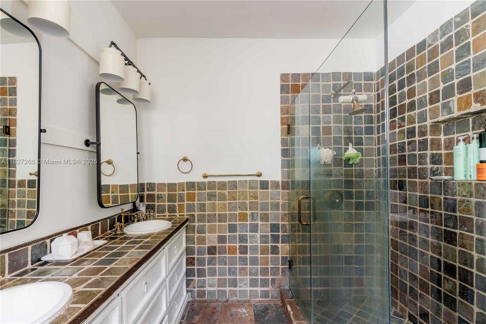 Small Image of 1210 GENOA ST, Coral Gables Number 73