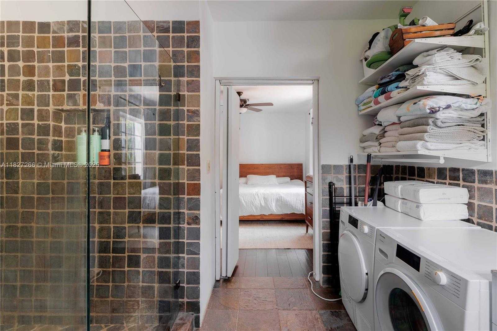 Small Image of 1210 GENOA ST, Coral Gables Number 74