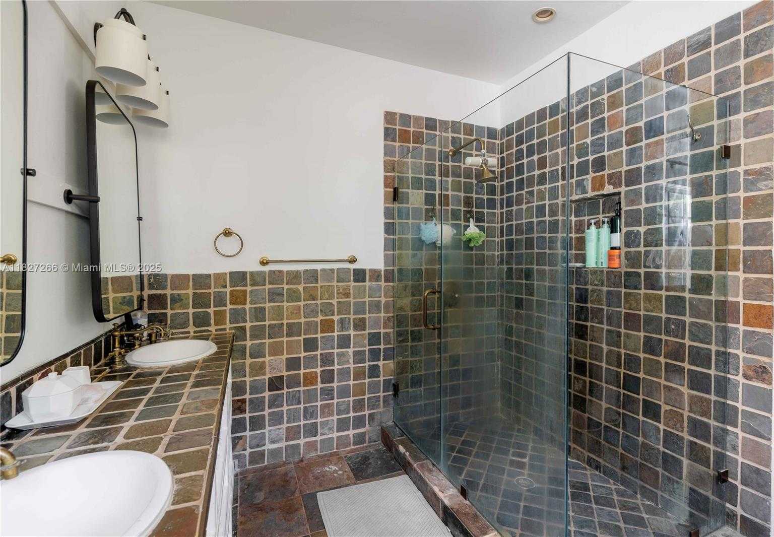 Small Image of 1210 GENOA ST, Coral Gables Number 75