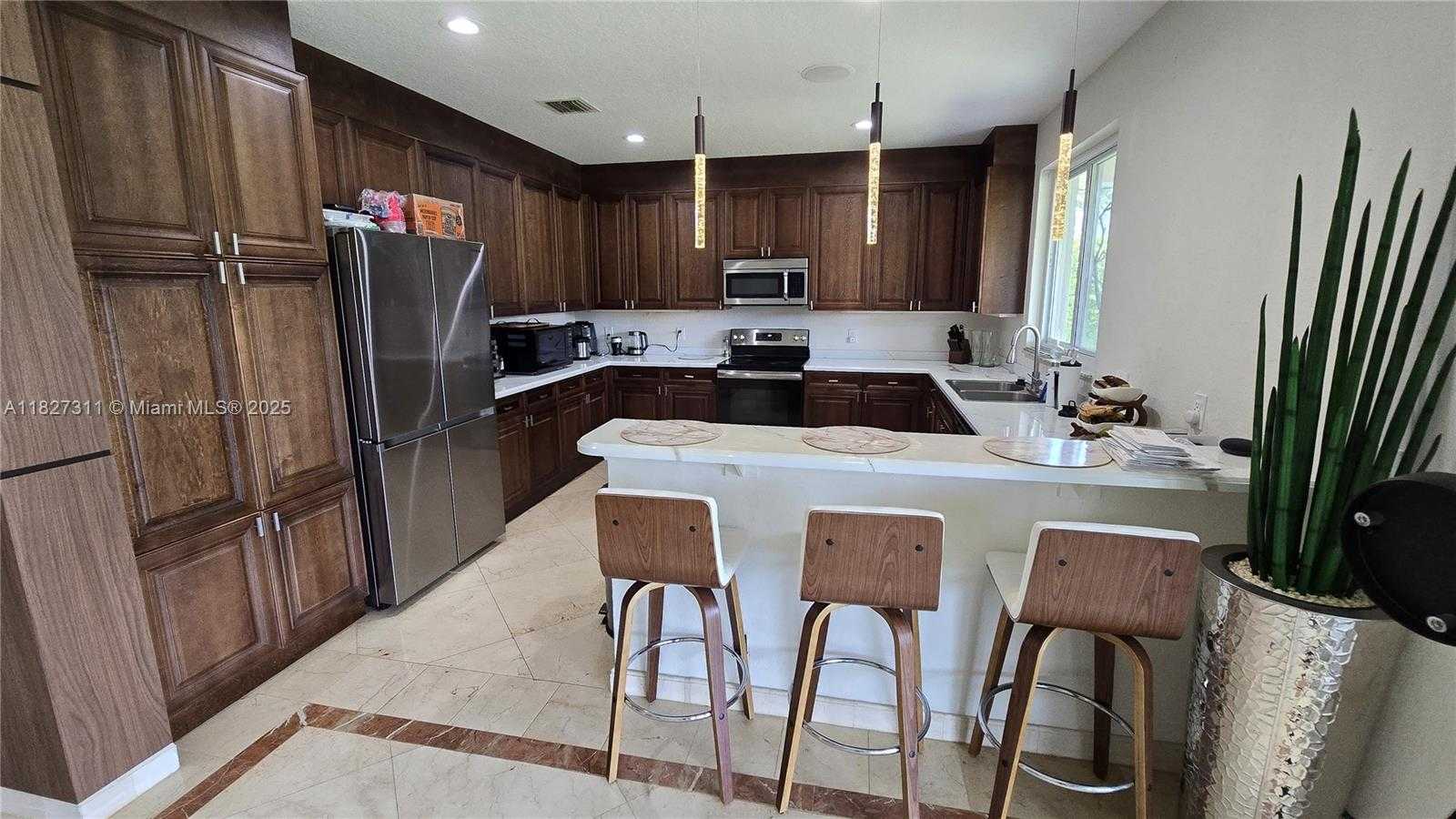 Small Image of 1425 CROSSBILL CT, Weston Number 14