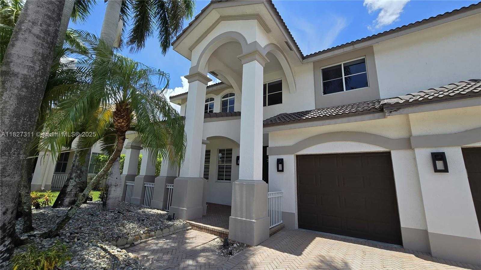Small Image of 1425 CROSSBILL CT, Weston Number 3