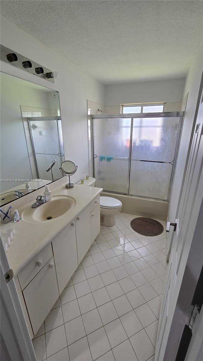 Small Image of 1425 CROSSBILL CT, Weston Number 30