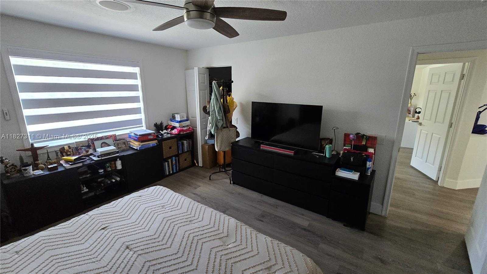 Small Image of 1425 CROSSBILL CT, Weston Number 36