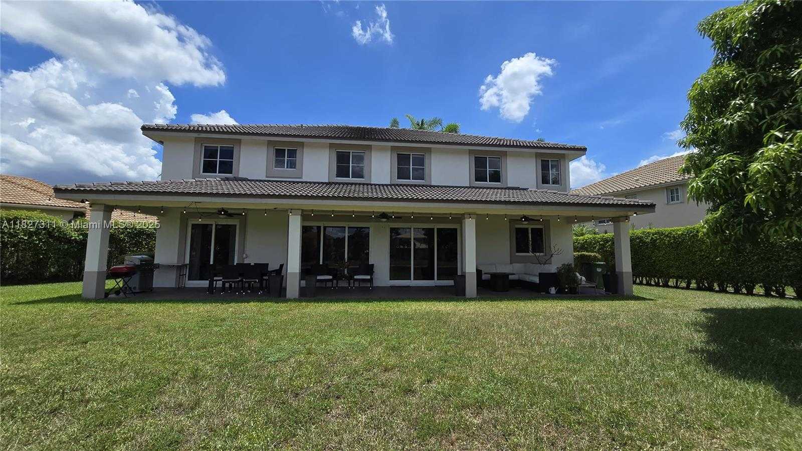 Small Image of 1425 CROSSBILL CT, Weston Number 55