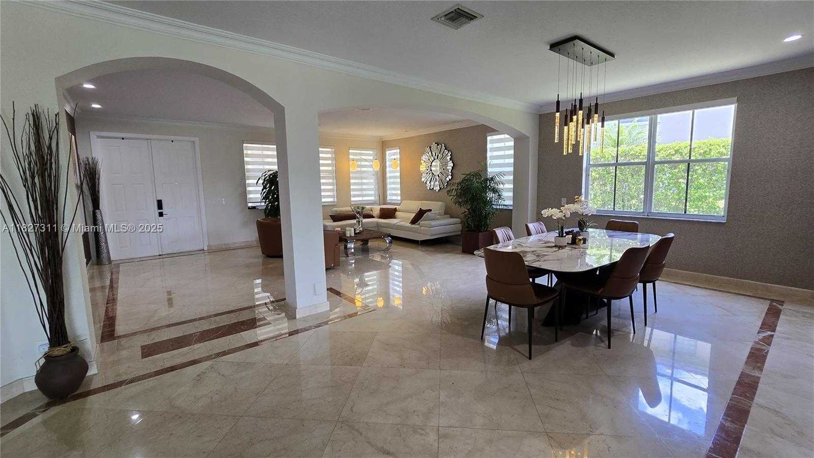 Small Image of 1425 CROSSBILL CT, Weston Number 7