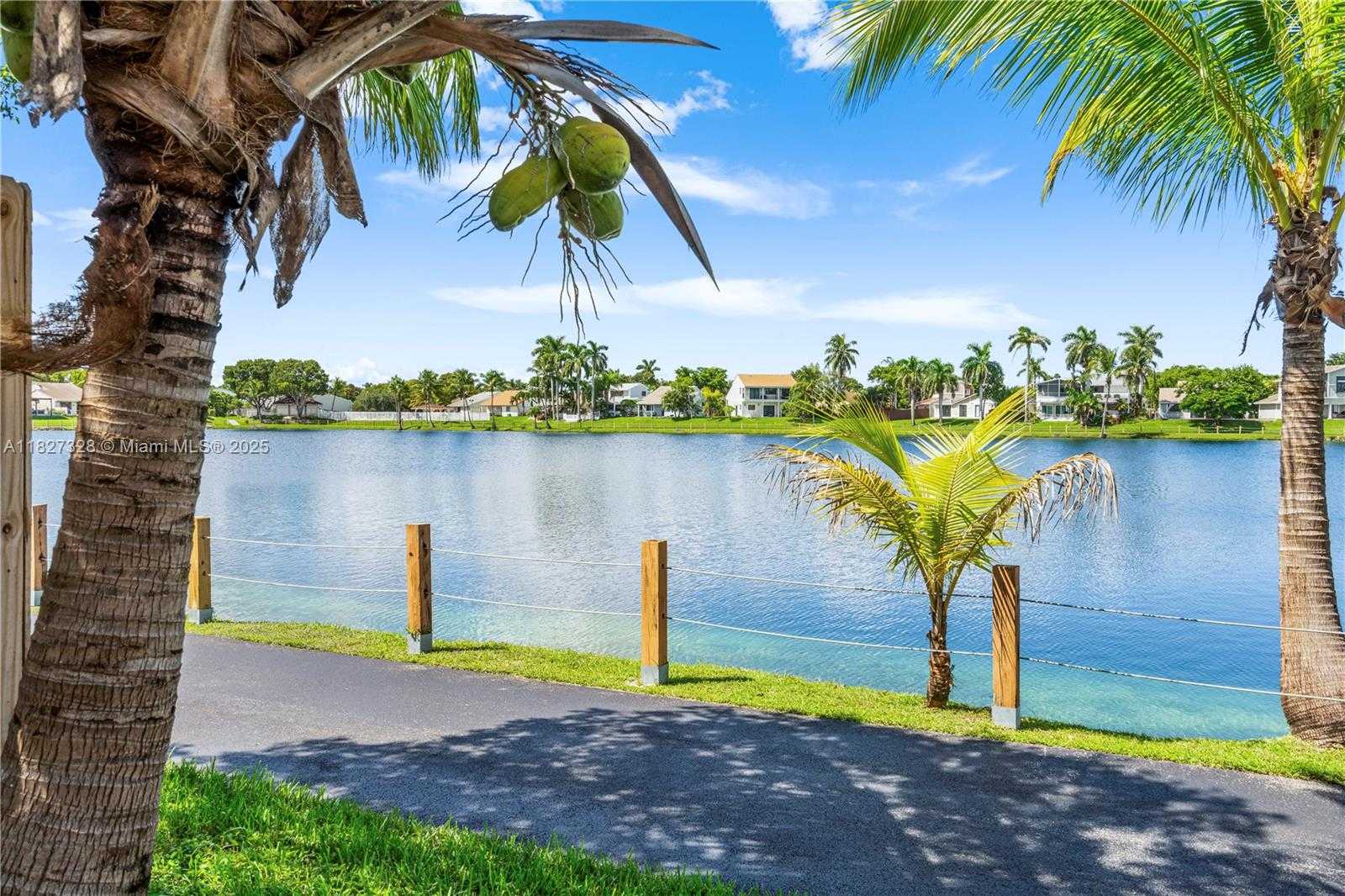 Small Image of 9891 SOUTH WEST 221ST TER, Cutler Bay Number 21