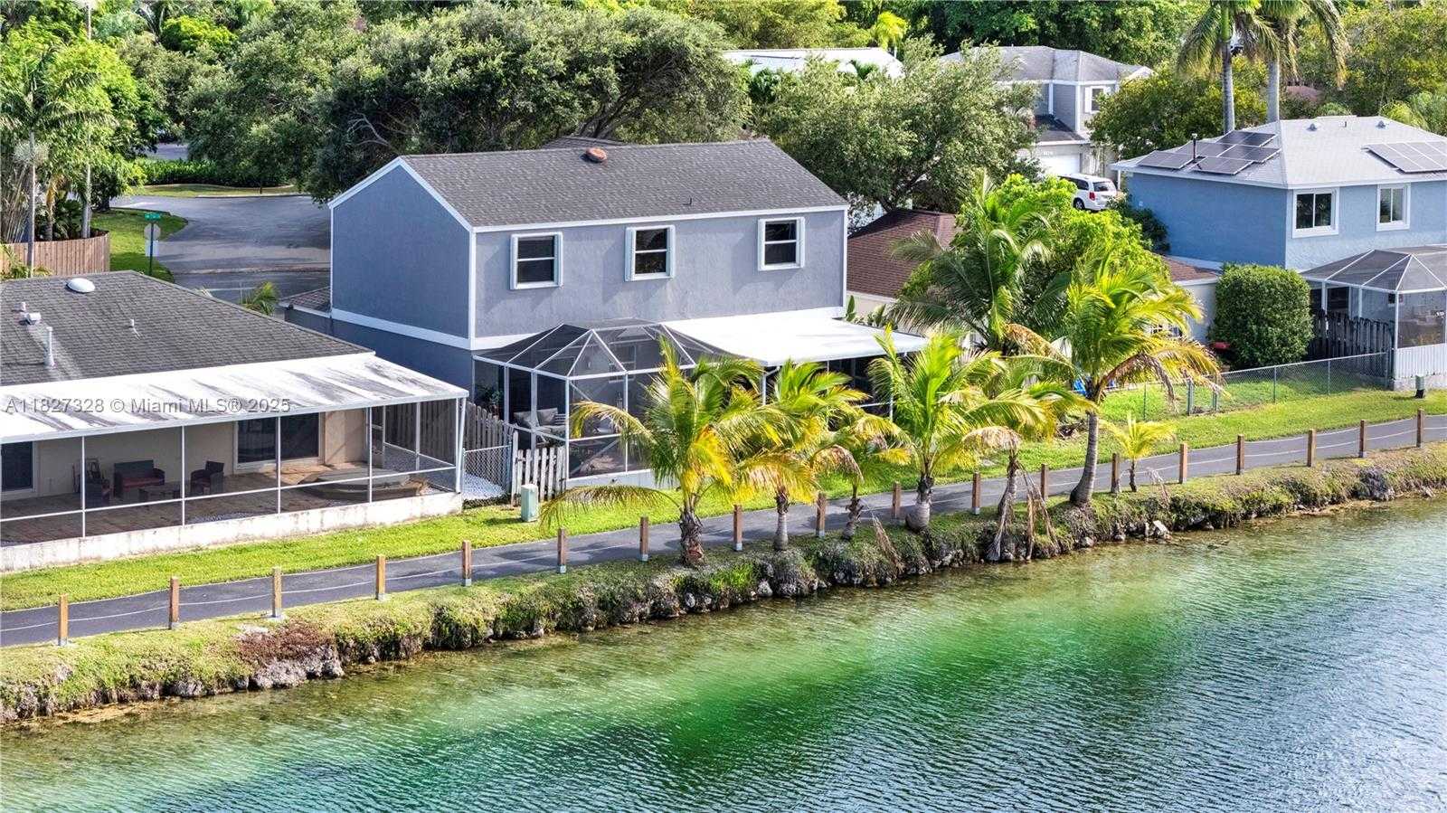 Small Image of 9891 SOUTH WEST 221ST TER, Cutler Bay Number 23