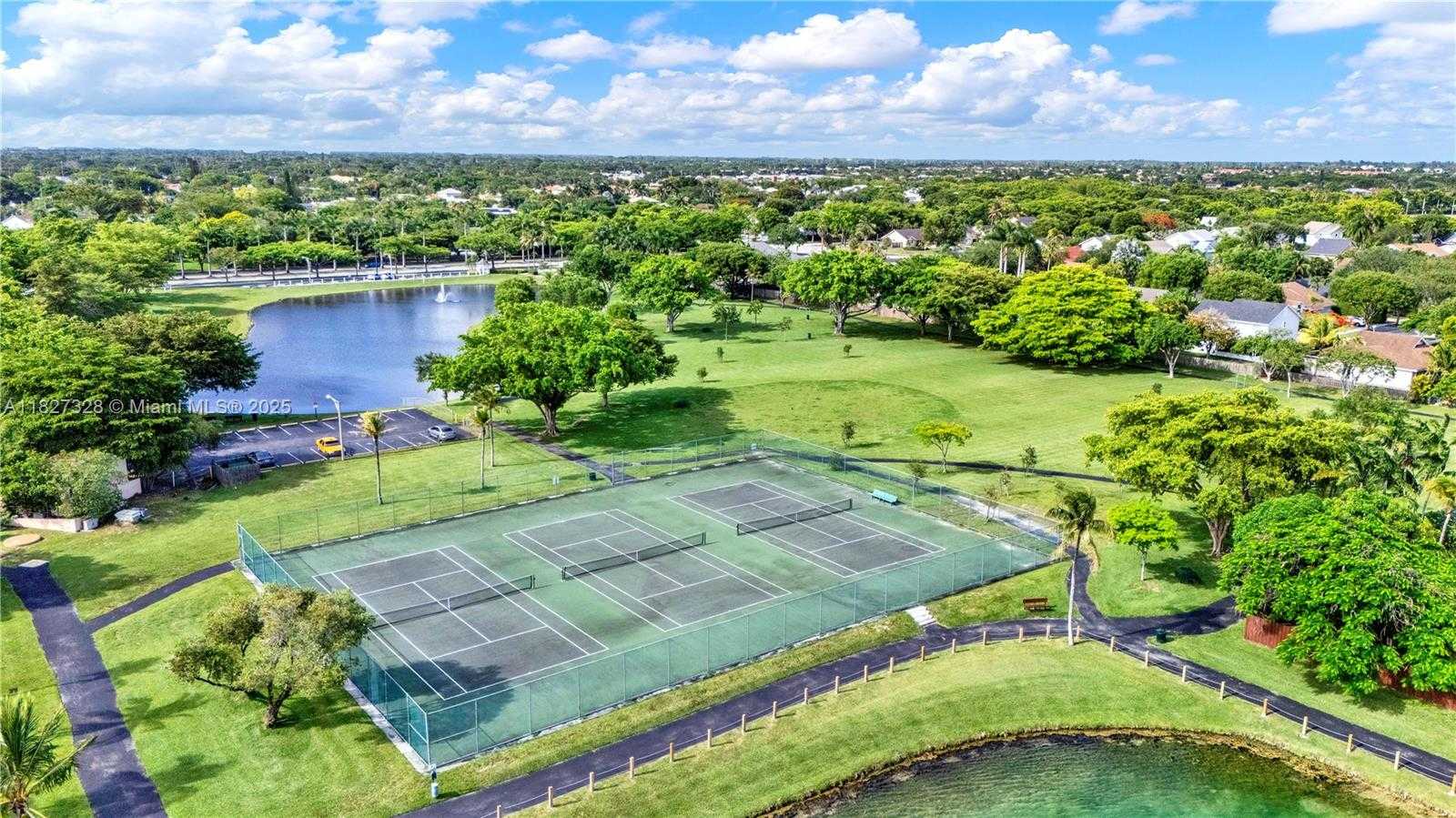 Small Image of 9891 SOUTH WEST 221ST TER, Cutler Bay Number 24
