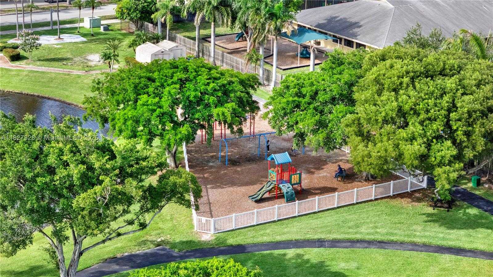 Small Image of 9891 SOUTH WEST 221ST TER, Cutler Bay Number 26