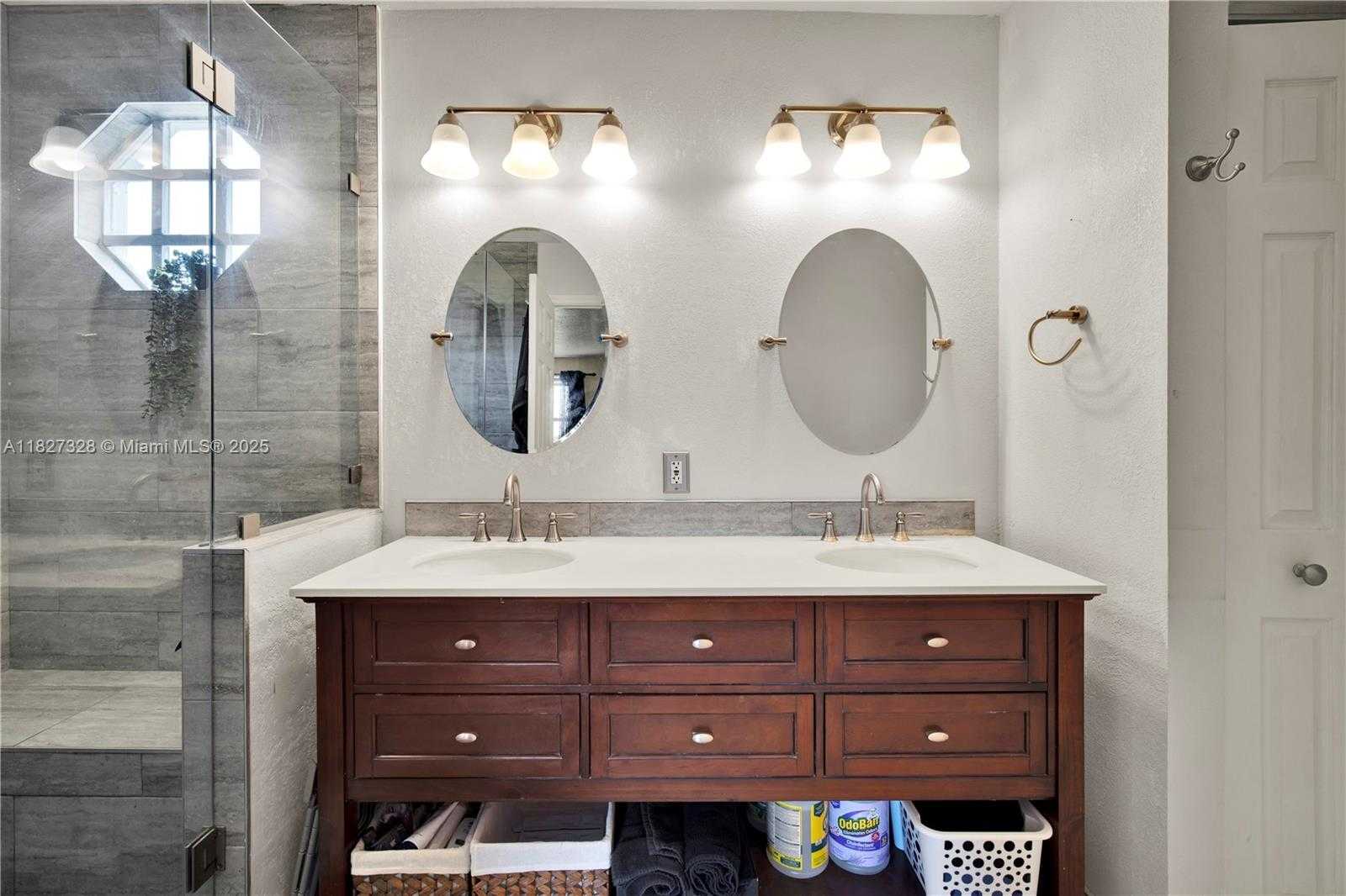 Small Image of 9891 SOUTH WEST 221ST TER, Cutler Bay Number 36