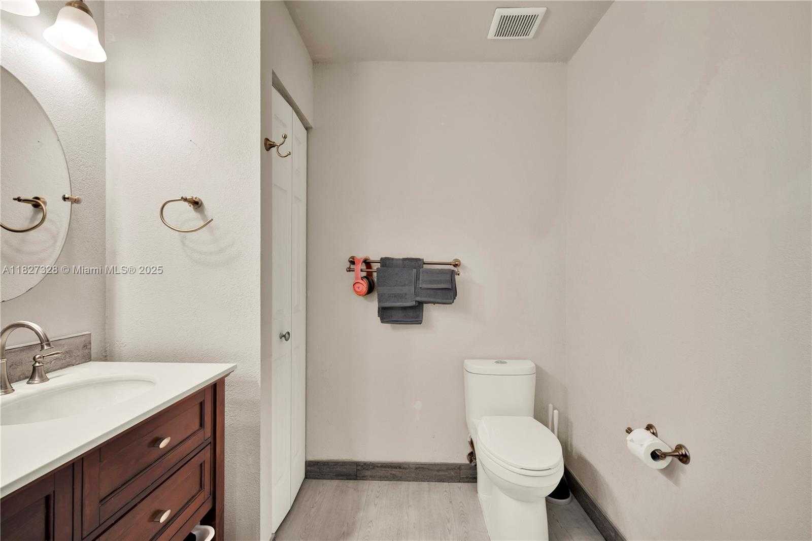 Small Image of 9891 SOUTH WEST 221ST TER, Cutler Bay Number 38