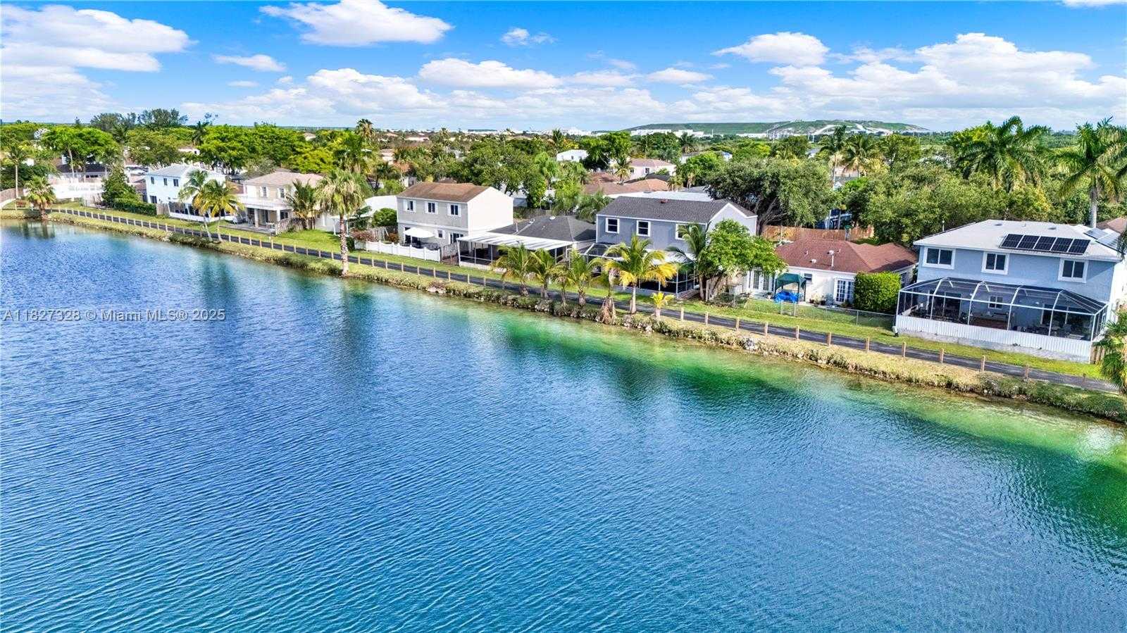 Small Image of 9891 SOUTH WEST 221ST TER, Cutler Bay Number 41