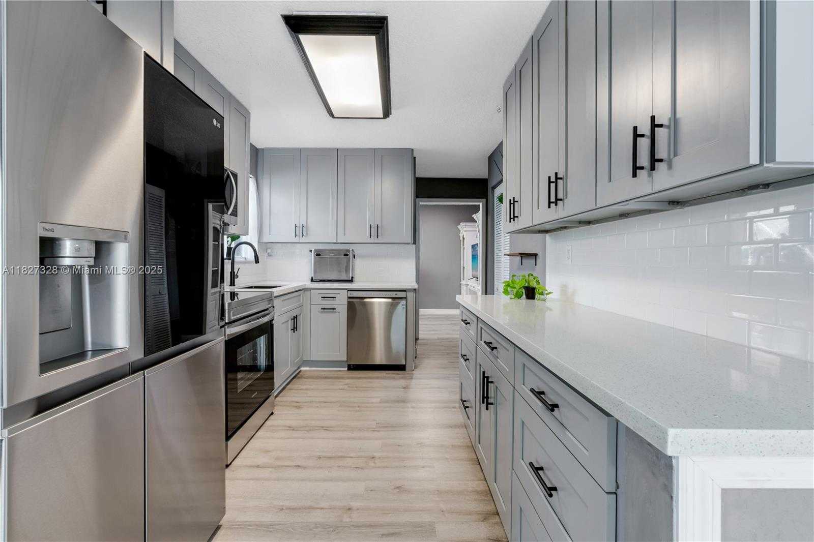 Small Image of 9891 SOUTH WEST 221ST TER, Cutler Bay Number 6