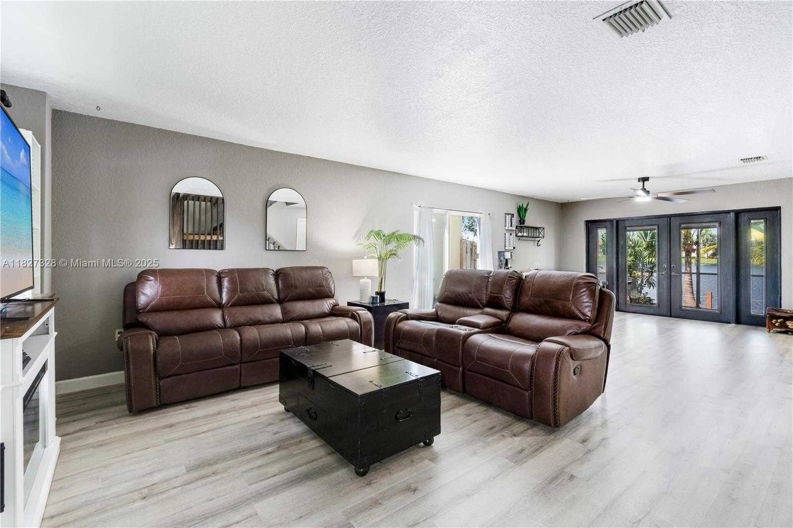 Small Image of 9891 SOUTH WEST 221ST TER, Cutler Bay Number 7