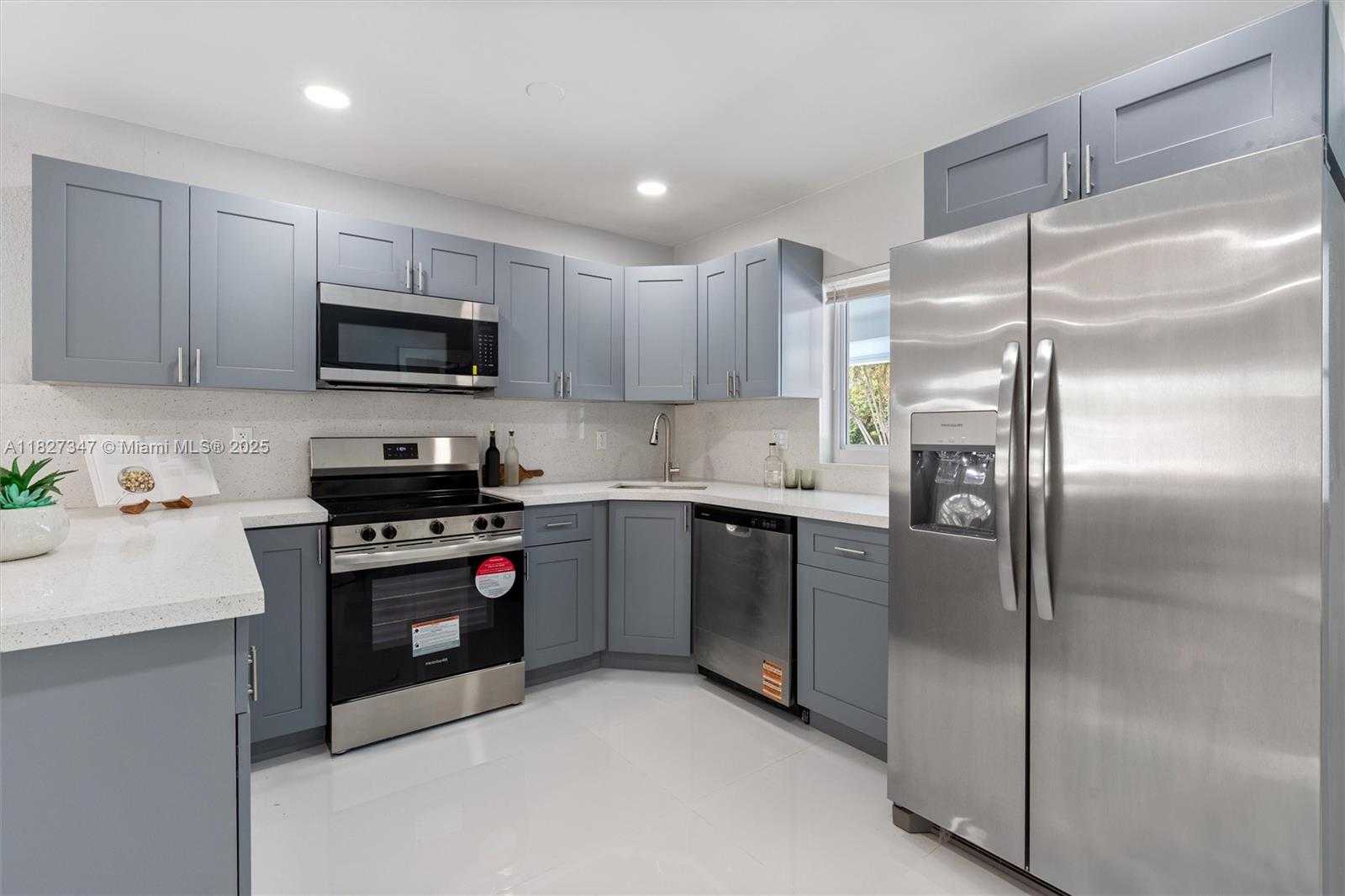 Small Image of 410 NORTH EAST 58TH CT, Oakland Park Number 8