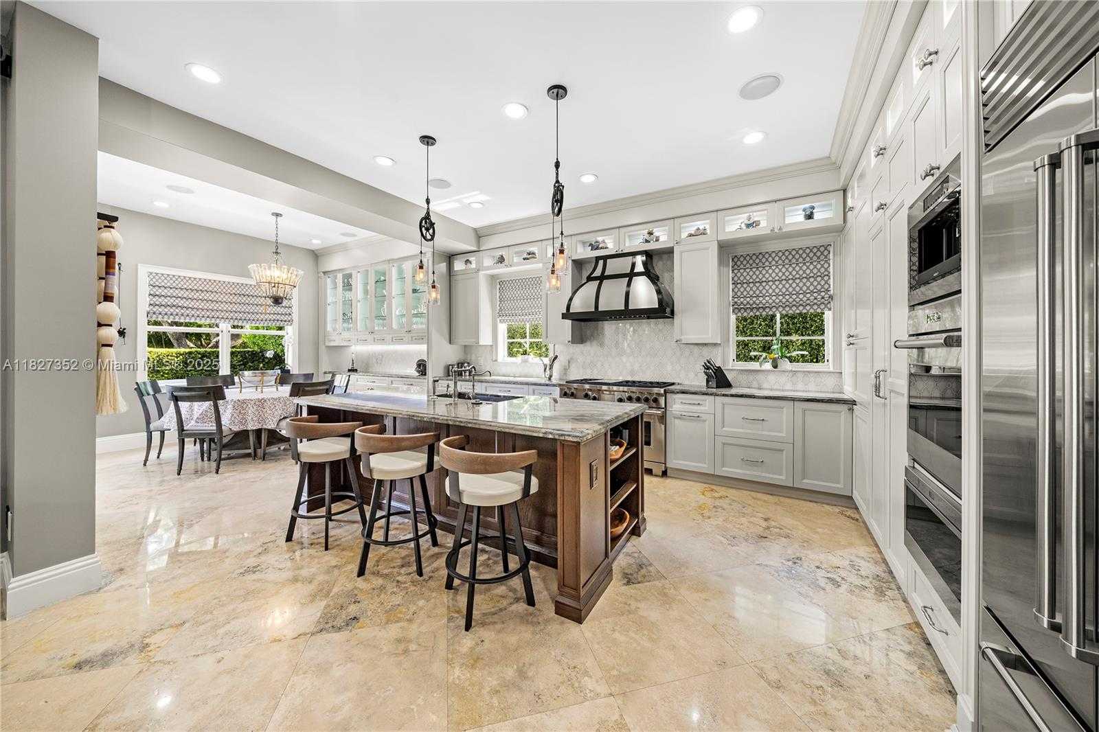 Small Image of 1171 TIARA CT, Coral Gables Number 13