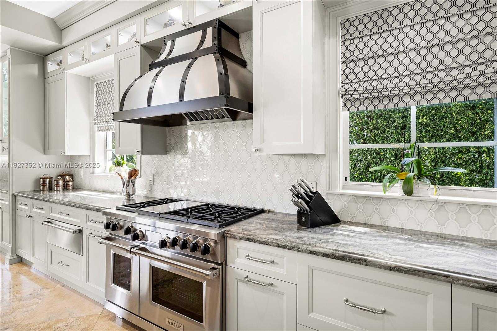Small Image of 1171 TIARA CT, Coral Gables Number 16