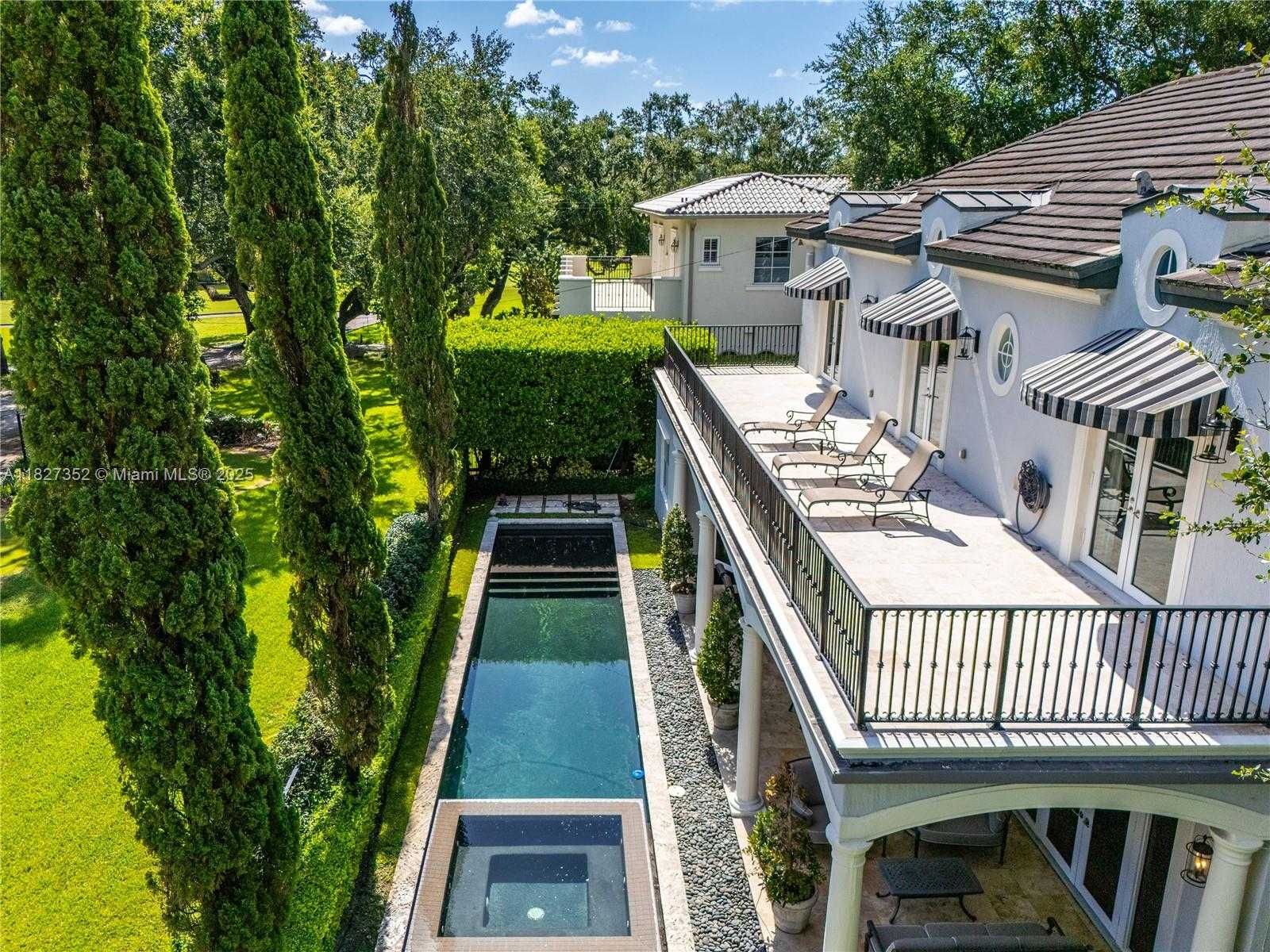 Small Image of 1171 TIARA CT, Coral Gables Number 18