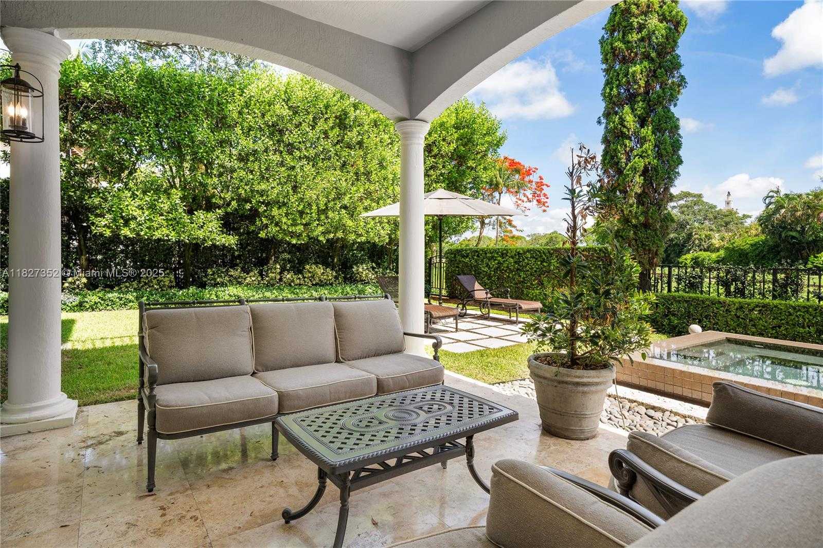 Small Image of 1171 TIARA CT, Coral Gables Number 22