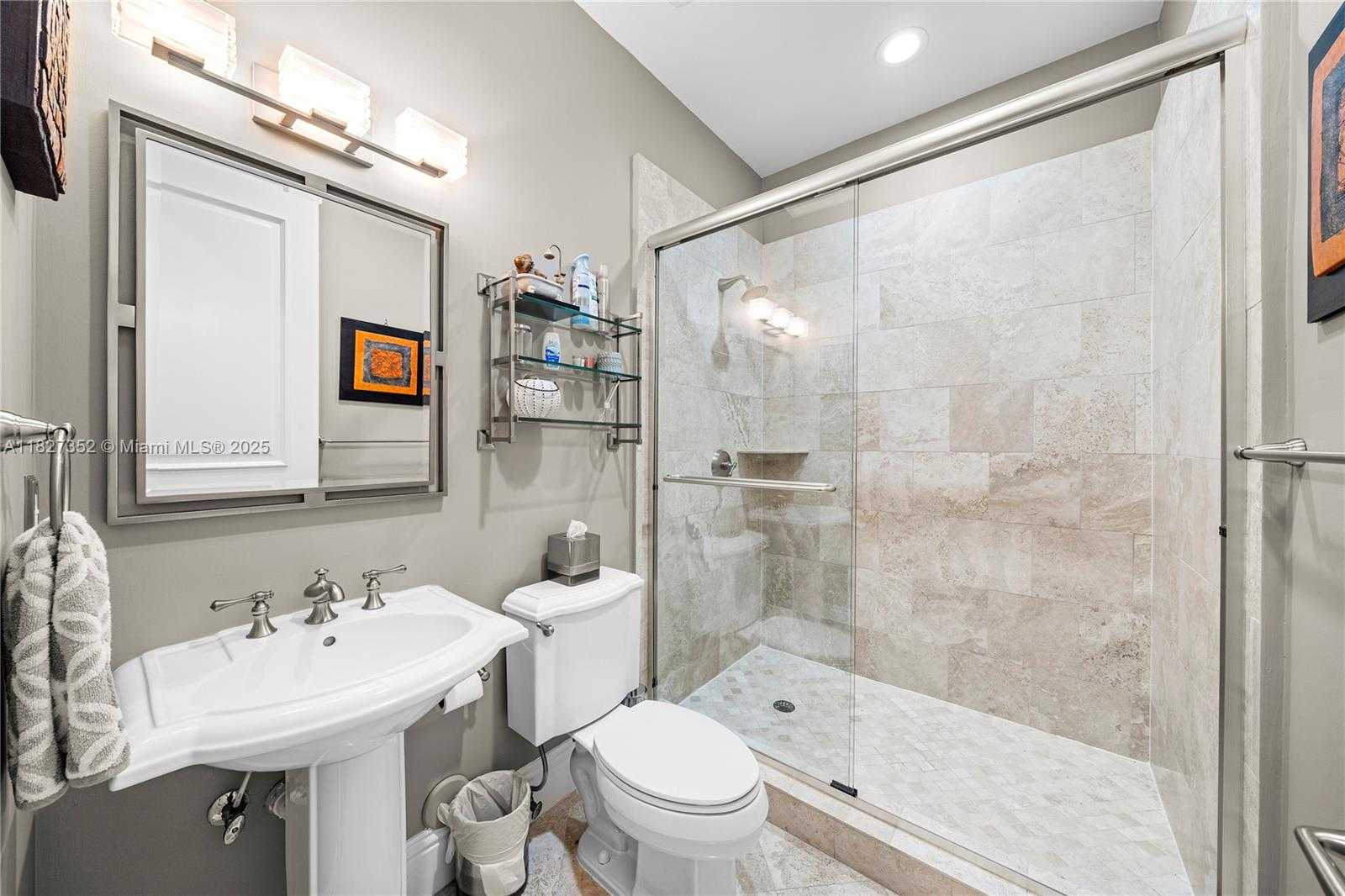 Small Image of 1171 TIARA CT, Coral Gables Number 43