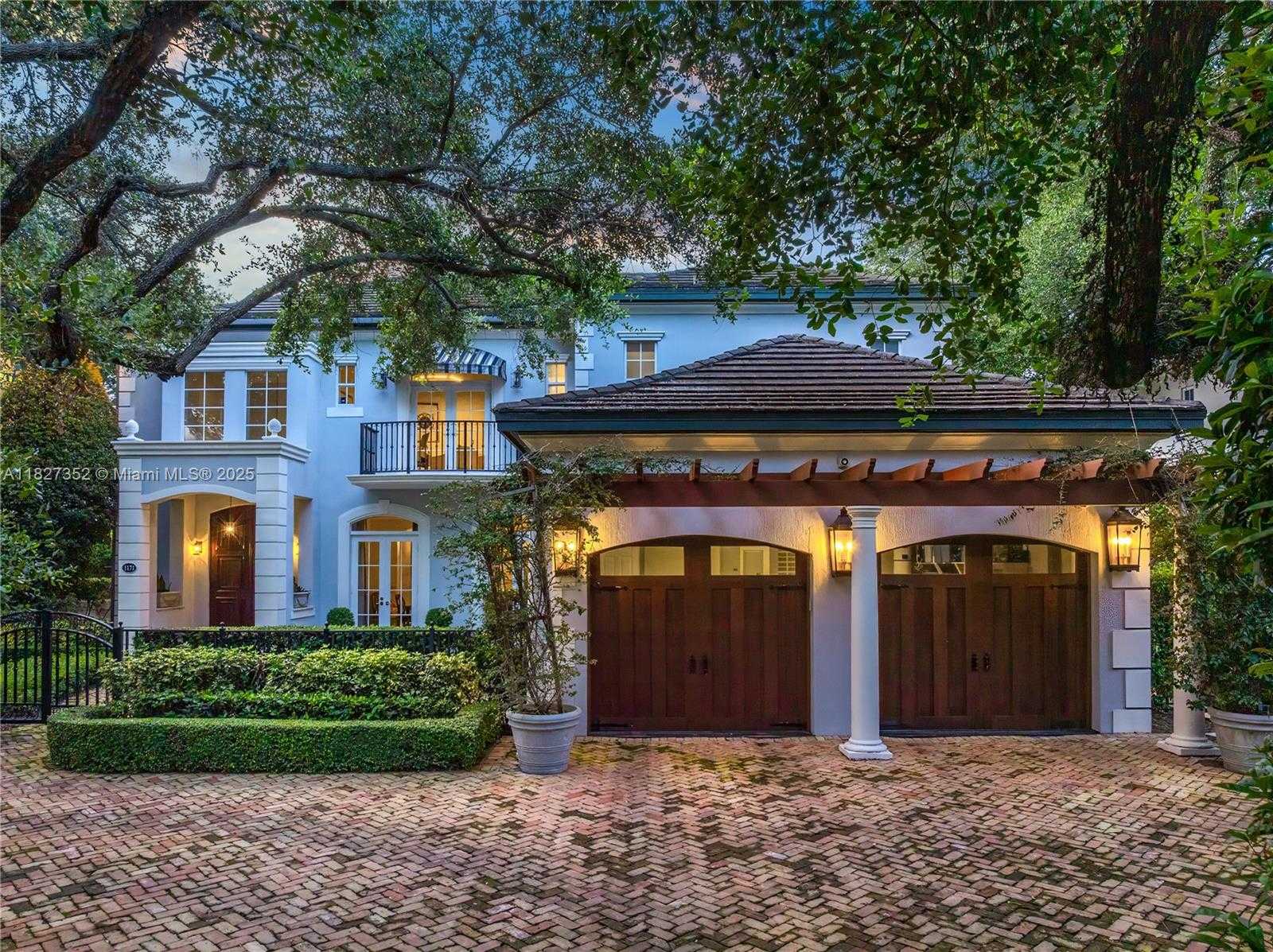 Small Image of 1171 TIARA CT, Coral Gables Number 48