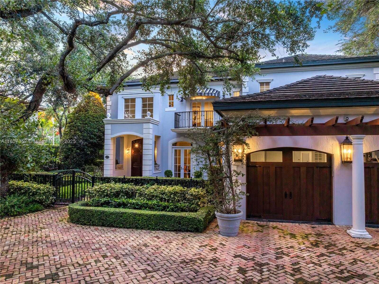 Small Image of 1171 TIARA CT, Coral Gables Number 49