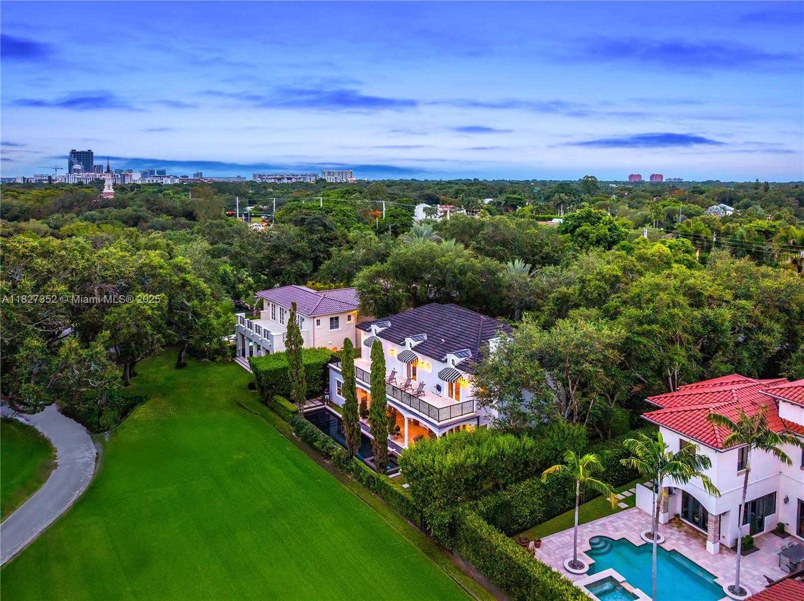 Small Image of 1171 TIARA CT, Coral Gables Number 50