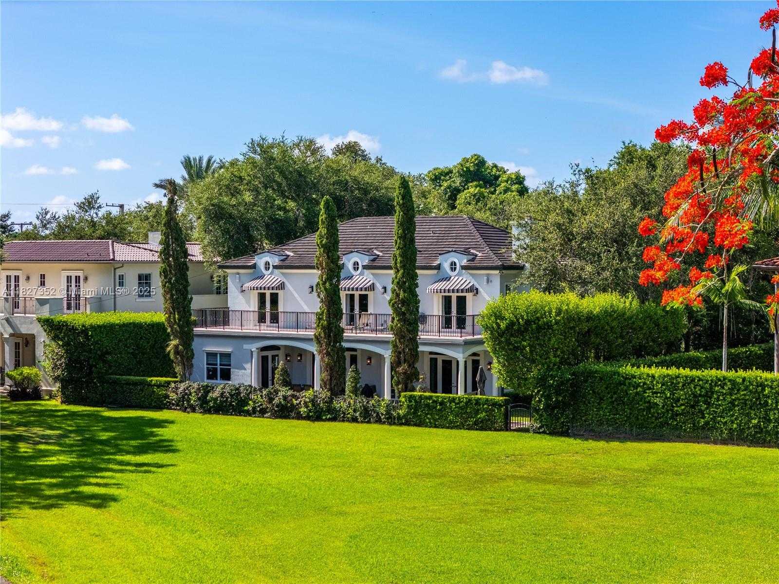 Small Image of 1171 TIARA CT, Coral Gables Number 53