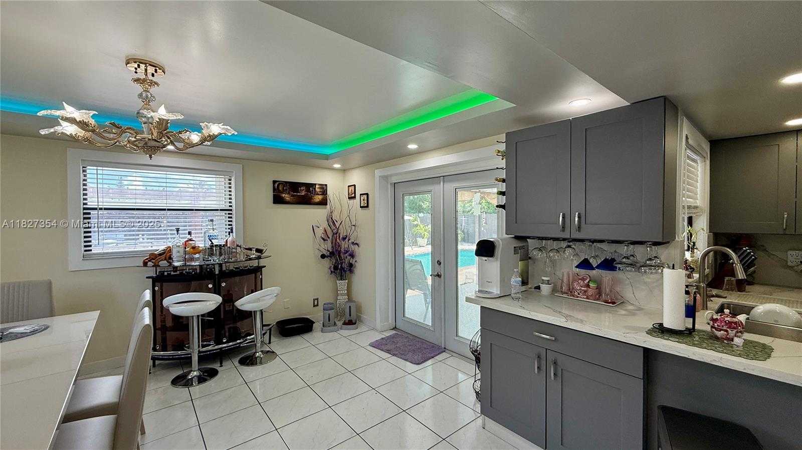 Small Image of 6646 NORTH WEST 1ST CT, Margate Number 11