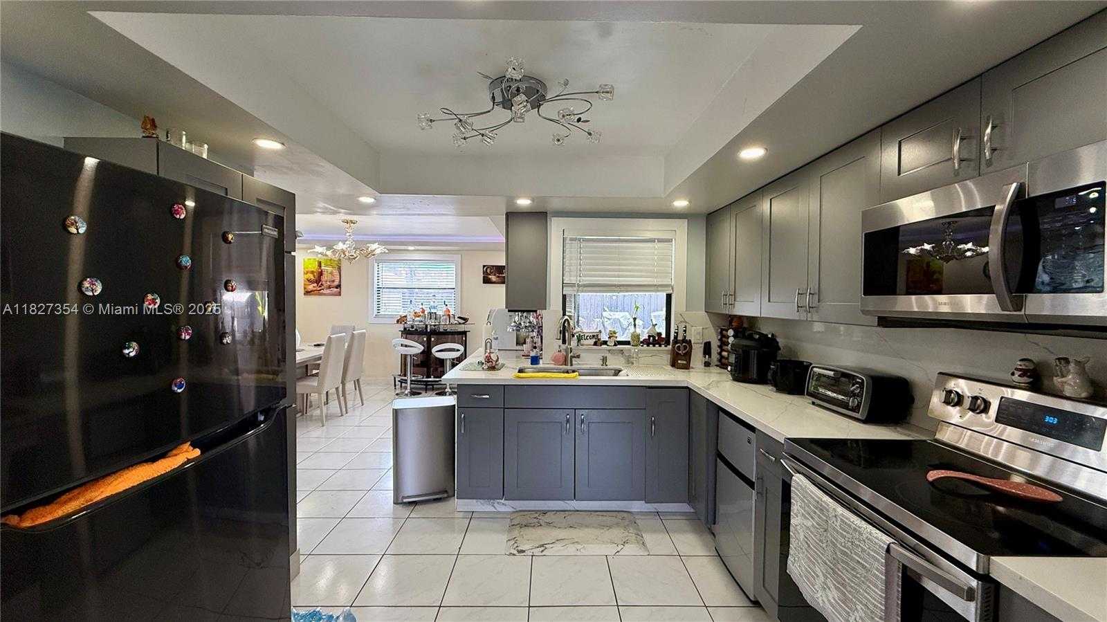 Small Image of 6646 NORTH WEST 1ST CT, Margate Number 17