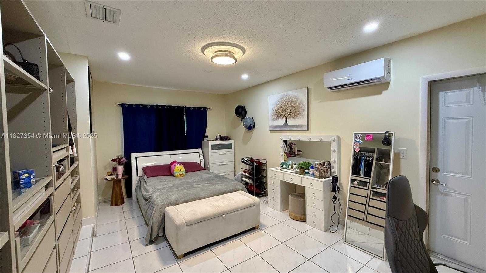 Small Image of 6646 NORTH WEST 1ST CT, Margate Number 35