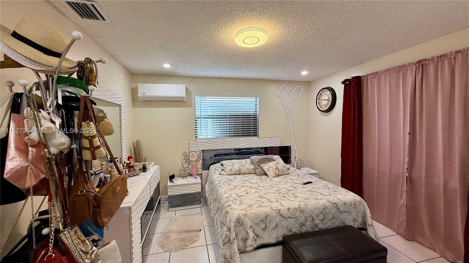 Small Image of 6646 NORTH WEST 1ST CT, Margate Number 41