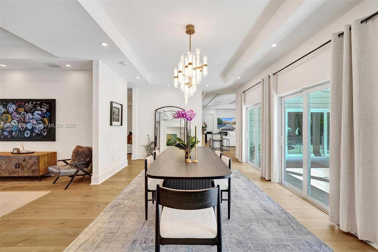 Small Image of 1206 EAST LAKE DR, Fort Lauderdale Number 13