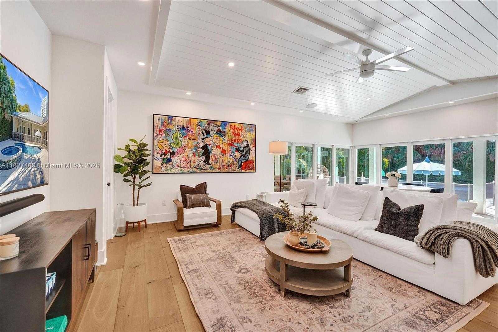 Small Image of 1206 EAST LAKE DR, Fort Lauderdale Number 23