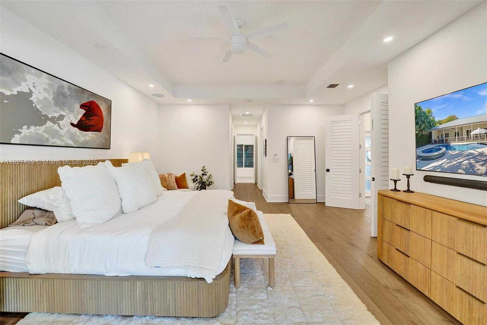 Small Image of 1206 EAST LAKE DR, Fort Lauderdale Number 30