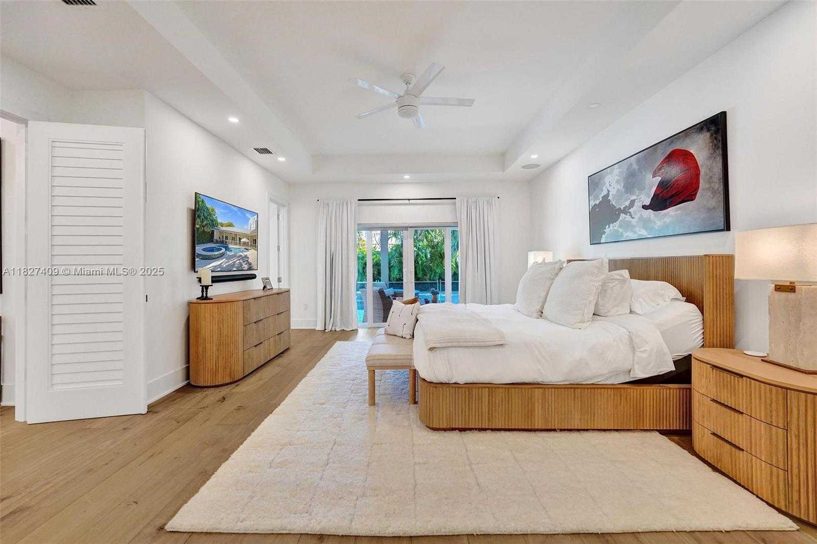Small Image of 1206 EAST LAKE DR, Fort Lauderdale Number 32