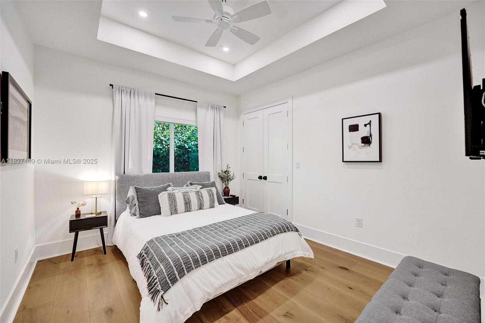 Small Image of 1206 EAST LAKE DR, Fort Lauderdale Number 52