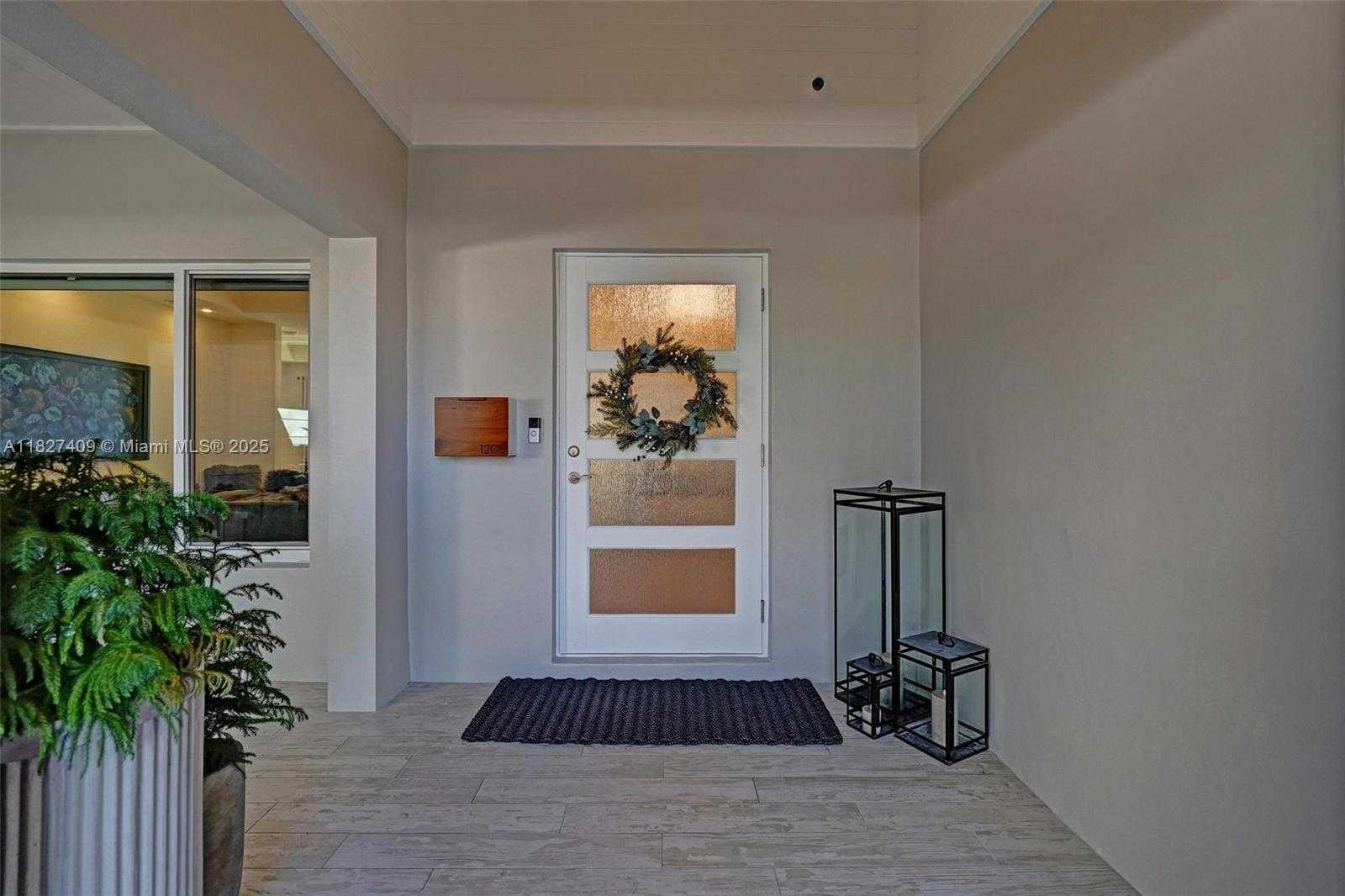 Small Image of 1206 EAST LAKE DR, Fort Lauderdale Number 6