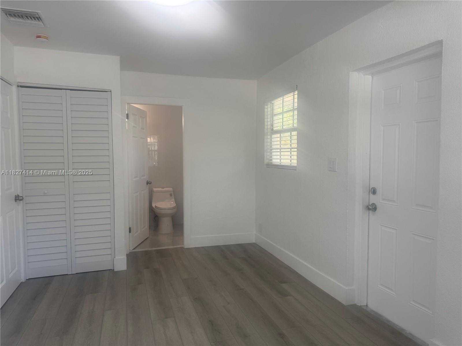 Small Image of 1657 SOUTH WEST 44TH AVE, Fort Lauderdale Number 13